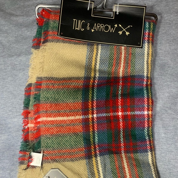 Twig and Arrow Scarf - Picture 1 of 4